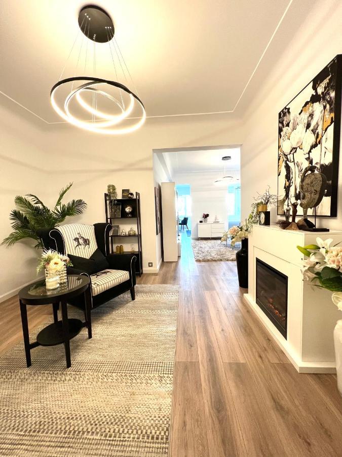 Sky View - Luxury Apartament - Sanador Victoriei บูคาเรสต์ ภายนอก รูปภาพ
