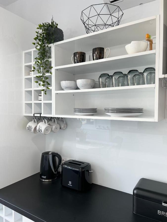 Sky View - Luxury Apartament - Sanador Victoriei บูคาเรสต์ ภายนอก รูปภาพ